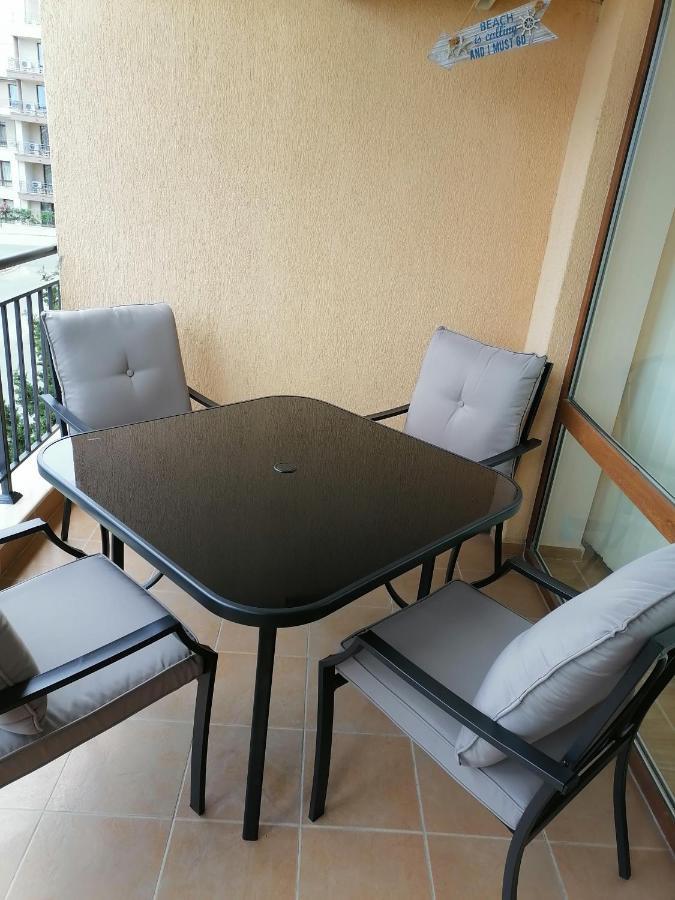 Bright Studio With Parking & Pool Sveti Vlas Exterior photo